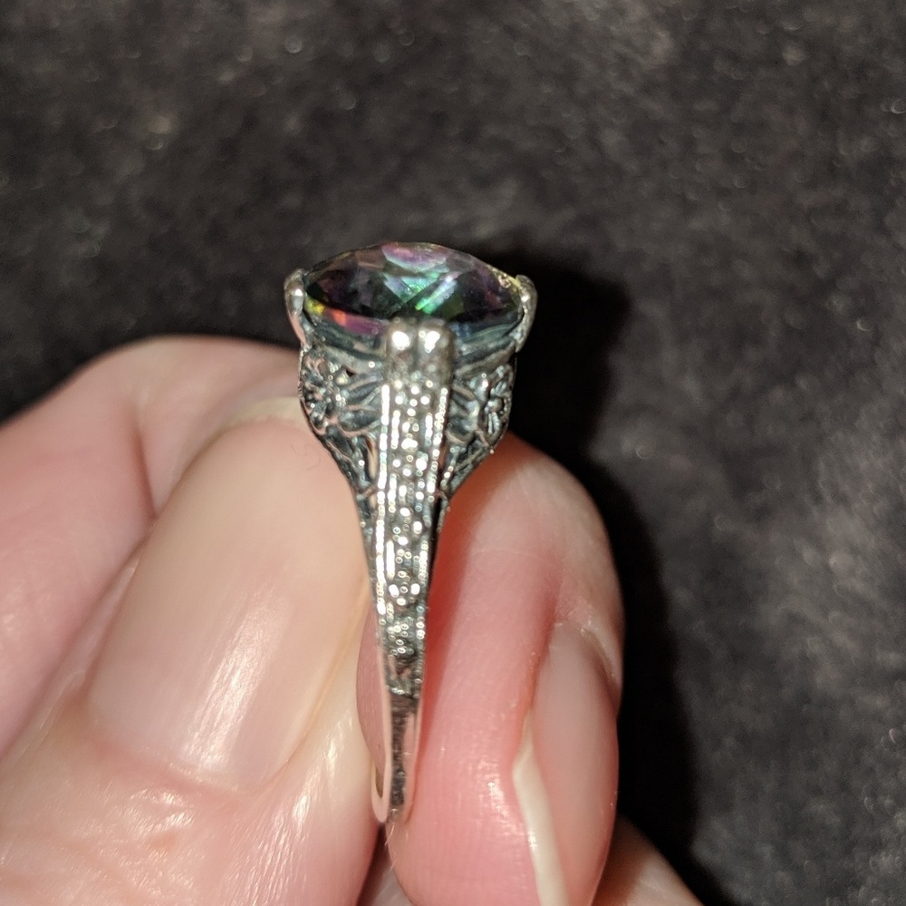 Ring - Picture 2 of 5